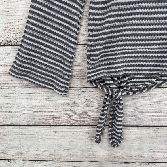 Lucky Brand‎ Striped Scoop Neck Tie Side Knit Top Women's Size Medium Gray/White - Picture 7 of 11